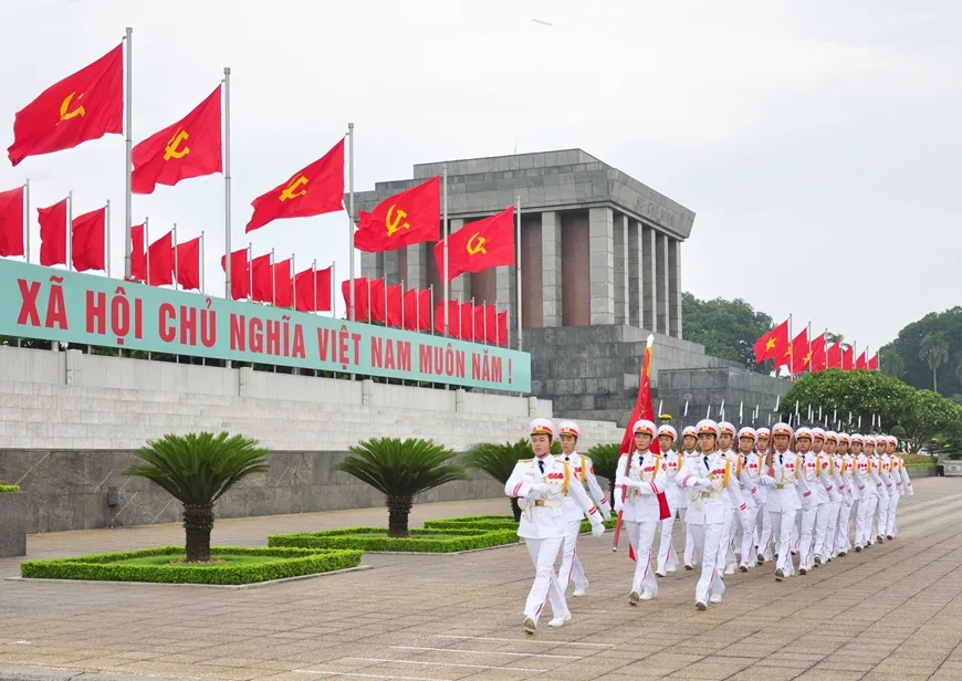 Lăng Bác Hồ mở cửa ngày nào