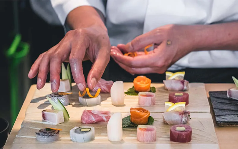 Omakase là ăn gì? Top nhà hàng ăn Omakase ngon nổi tiếng Hà Nội