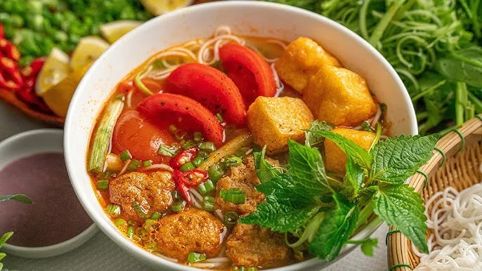 Cách nấu bún riêu không cần cua
