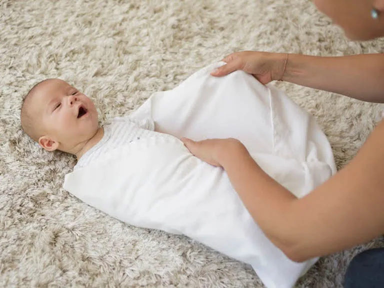 Mẹo giúp trẻ sơ sinh ngủ ngon vào ban đêm