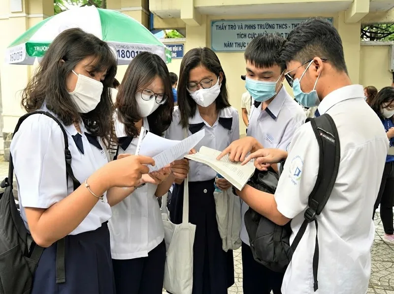 Nắm sai thông tin về khối B gồm những môn nào có thể khiến thí sinh chọn sai tổ hợp và ngành học.